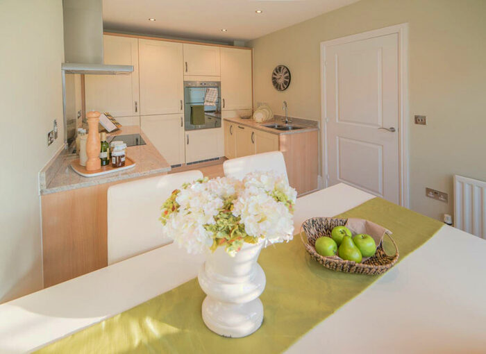 3 Bedroom End Of Terrace House For Sale In Pirelli Close Castle Donington Derby, DE74