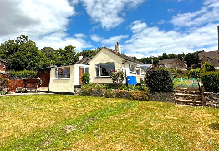 2 Bedroom Bungalow For Sale In Higher Sandygate, Kingsteignton, Newton Abbot, TQ12