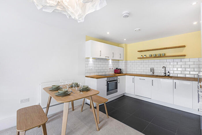 2 Bedroom Flat To Rent In The Apex, Newsom Place, St Albans, AL1