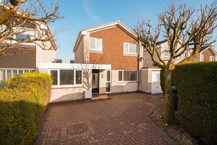 4 Bedroom Detached House For Sale In Kinloch Avenue, Stewarton, KA3