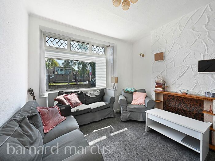 3 Bedroom End Terrace House To Rent In Bond Road, Mitcham, CR4