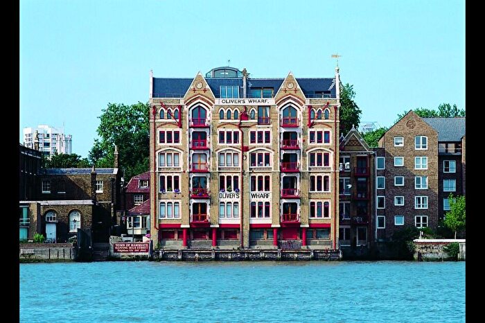 1 Bedroom Apartment To Rent In Olivers Wharf, Wapping High Street, London, E1W