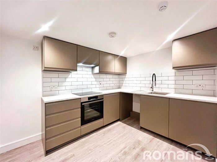 2 Bedroom Flat To Rent In St. Georges Road, Camberley, Surrey, GU15