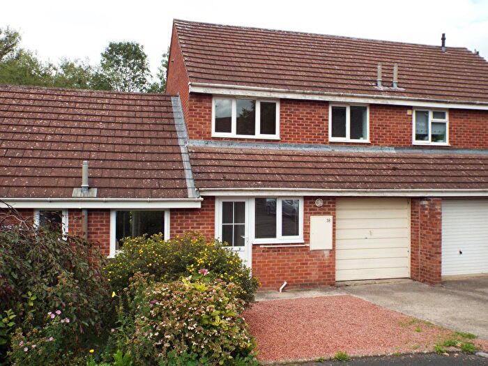 3 Bedroom Semi Detached House To Rent In Moreton On Lugg, Herefordshire, HR4