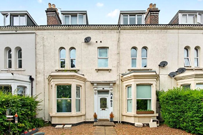 1 Bedroom Apartment For Sale In Beech House, High Street, HG2