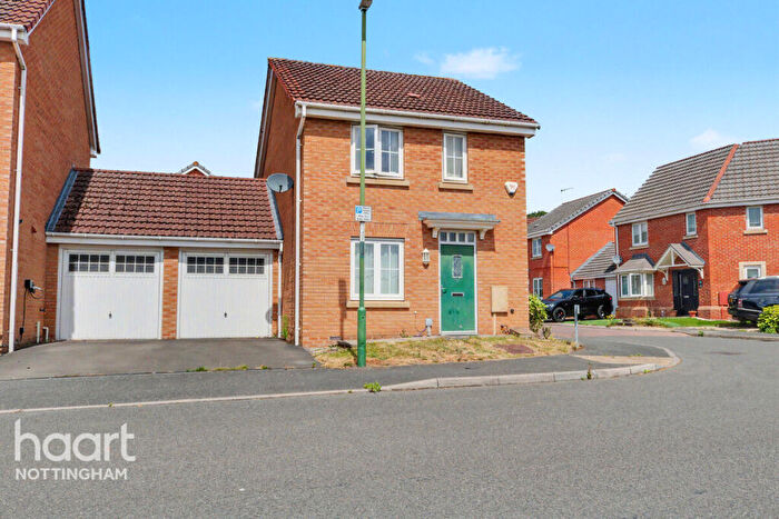 3 Bedroom Link Detached House To Rent In Creamery Close, Nottingham, NG8