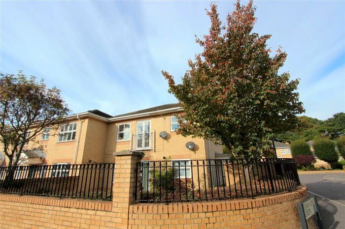 2 Bedroom Maisonette To Rent In Edwin Jones Green, Southampton, Hampshire, SO15