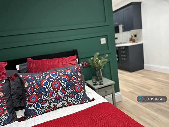 Studio To Rent In Nottingham Road, Derby, DE1