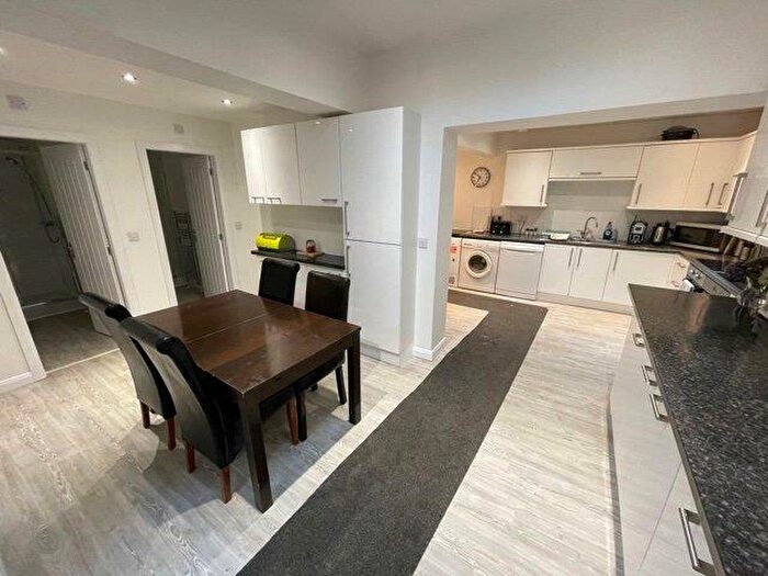 1 Bedroom Semi-Detached House To Rent In Whinney Hill, Durham City, DH1