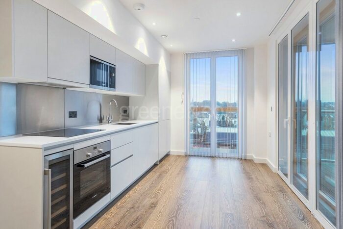 2 Bedroom Flat To Rent In Albert Road, London, NW6