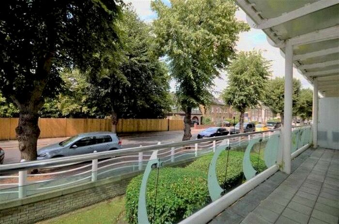 2 Bedroom Flat To Rent In Tower Point, Sydney Road, Enfield, Middlesex, EN2