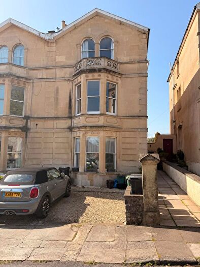 2 Bedroom Flat To Rent In West Shrubbery, Redland, Bristol, BS6