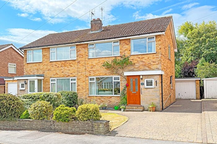 3 Bedroom Semi Detached House For Sale In Wayside Walk, Harrogate, HG2