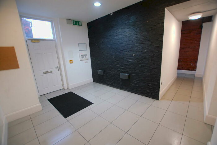 2 Bedroom Apartment To Rent In Bentinck Street Bolton Lancashire, BL1