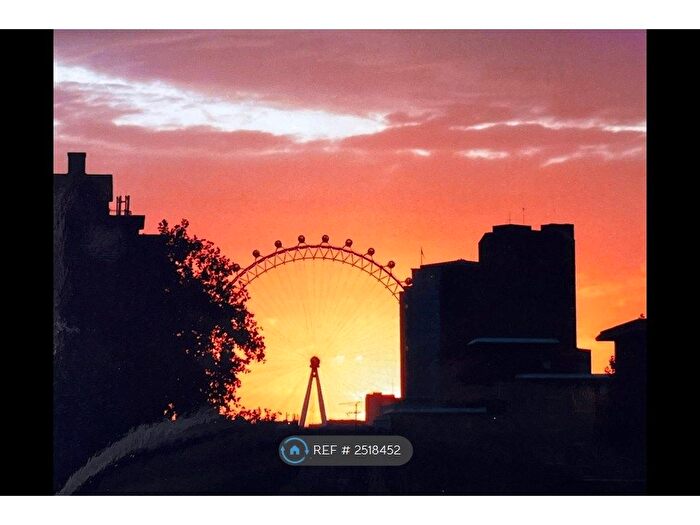 2 Bedroom Flat To Rent In Great Suffolk Street, London, SE1