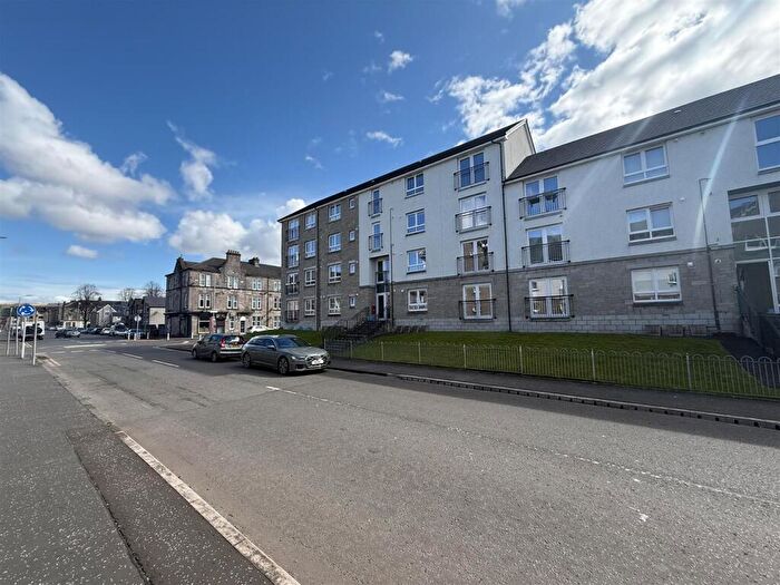 2 Bedroom Flat To Rent In Castle Road, Dumbarton, G82