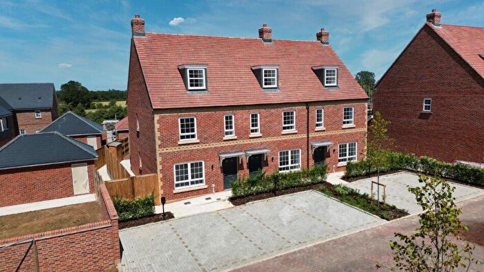 3 Bedroom End Of Terrace House For Sale In The Paddocks, Wadsworth Grove, Bow Brickhill, MK17