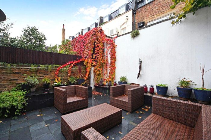4 Bedroom Terraced House For Sale In Ebury Street, Belgravia, London, SW1W