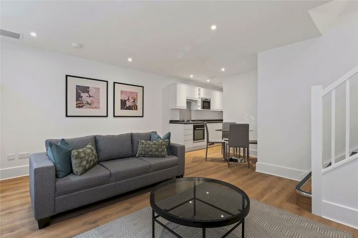 2 Bedroom Apartment To Rent In Pleydell House, Pleydell Street, London, EC4Y