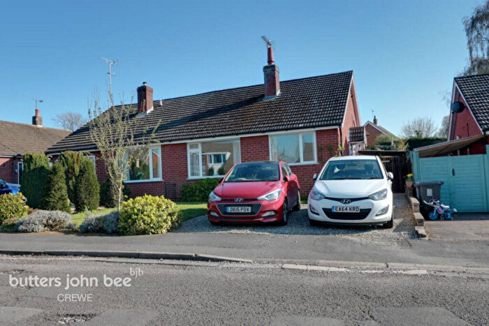 2 Bedroom Bungalow To Rent In Mount Close, Nantwich, CW5