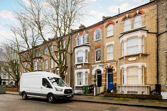 2 Bedroom Flat For Sale In Bardolph Road, London, N7