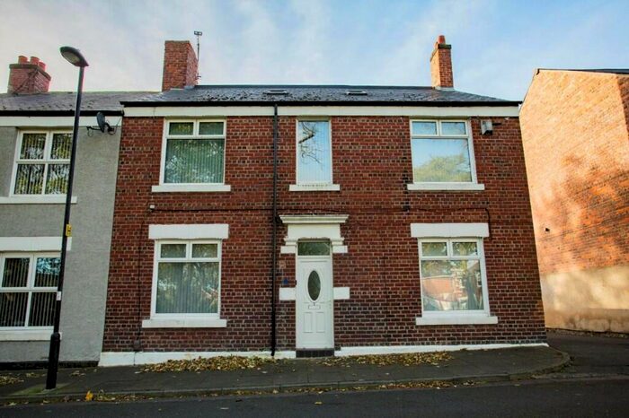 3 Bedroom Terraced House To Rent In Chirton Green, North Shields, Tyne & Wear, NE29