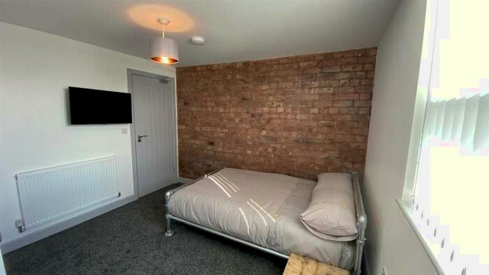 5 Bedroom Terraced House To Rent In Humber Avenue, Coventry, CV3