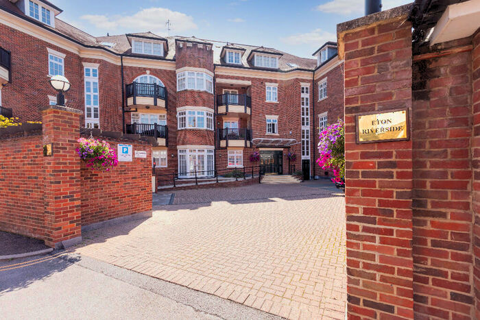 2 Bedroom Apartment For Sale In Eton Riverside, King Stable Street, SL4