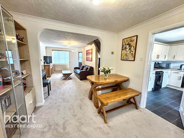 4 Bedroom Detached House For Sale In Ashness Close, Nottingham, NG2