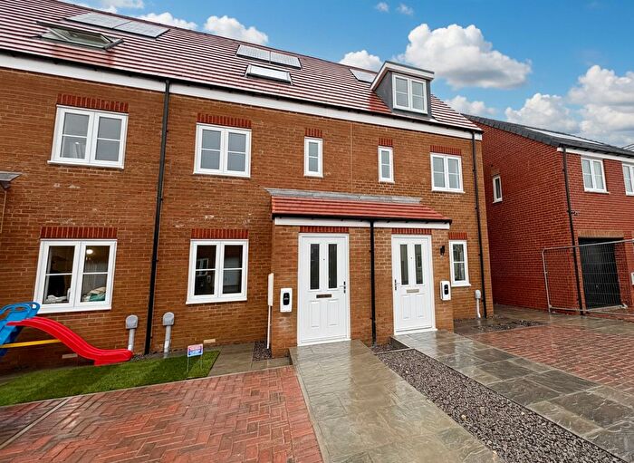 3 Bedroom Terraced House To Rent In South Pastures, Gateshead, NE10