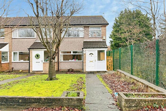 3 Bedroom End Of Terrace House For Sale In Exeter Walk, Bramhall, SK7