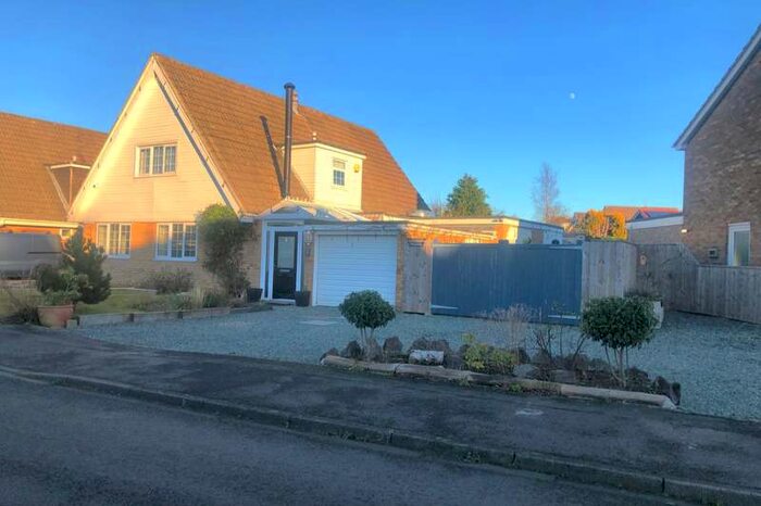 3 Bedroom Detached House For Sale In Askew Dale, Guisborough, Cleveland, TS14