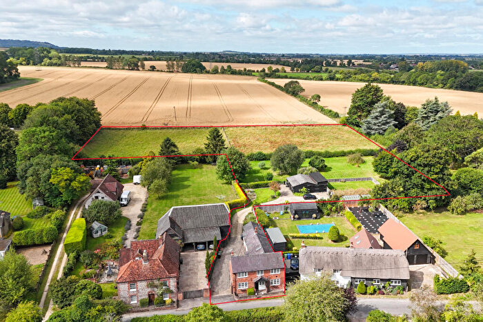 3 Bedroom House For Sale In Bledlow, Buckinghamshire, HP27