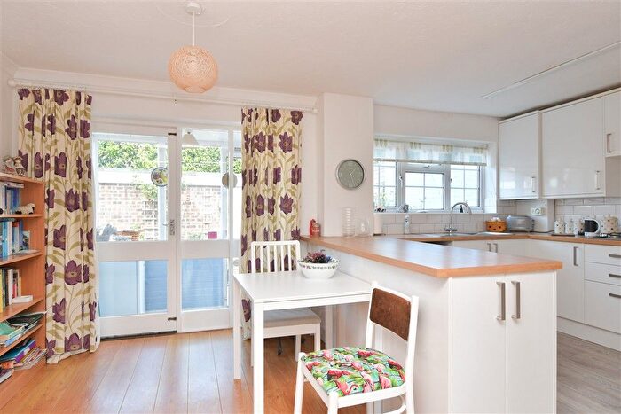 3 Bedroom Semi-Detached House For Sale In St. John's Way, Rochester, Kent, ME1
