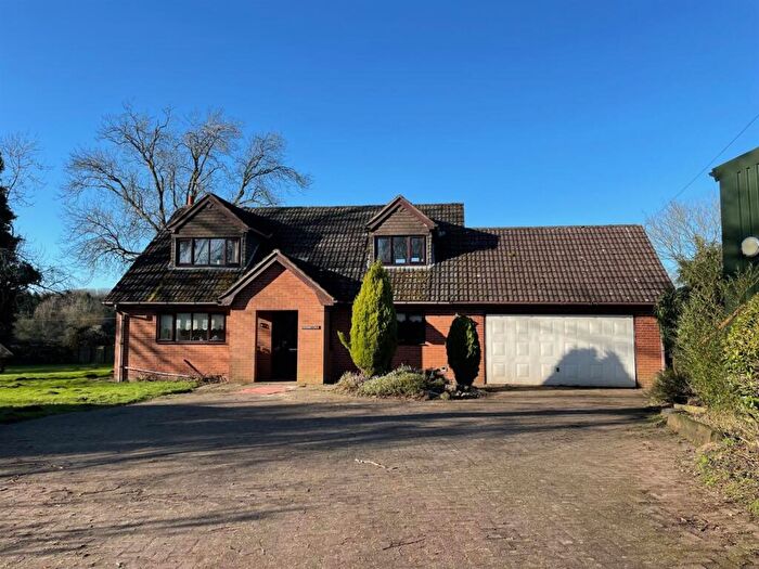 3 Bedroom Detached House To Rent In Grangewood, Netherseal, DE12