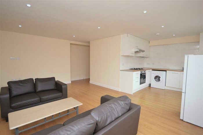 1 Bedroom Apartment To Rent In St Andrews Street, Kettering, NN16