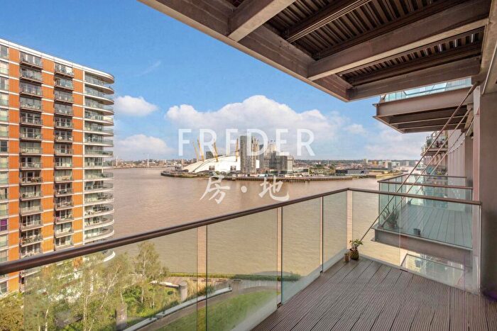 2 Bedroom Apartment To Rent In New Providence Wharf, Fairmont Avenue, Canary Wharf, E14