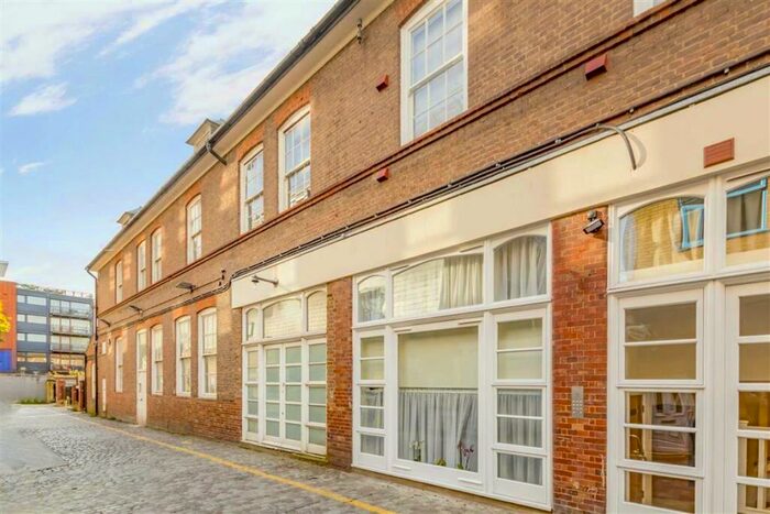 Studio To Rent In Kilburn High Road, Kilburn, NW6