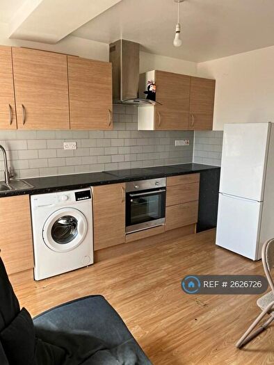 1 Bedroom Flat To Rent In Station Parade, Barking, IG11