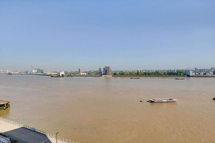 2 Bedroom Flat For Sale In Hampton Apartments, Woolwich Riverside, London, SE18