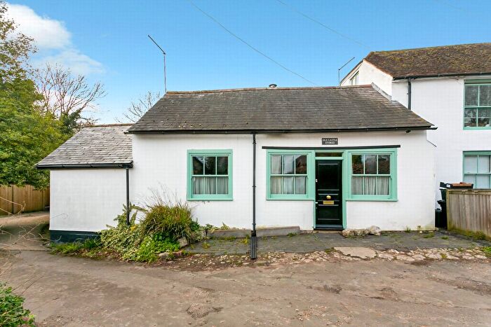 2 Bedroom Cottage For Sale In The Street, Lympne, CT21