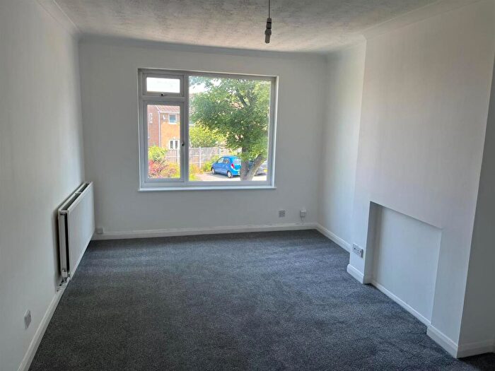 1 Bedroom Flat To Rent In Stravinsky Road Old Hatch Warren Basingstoke Hampshire, RG22