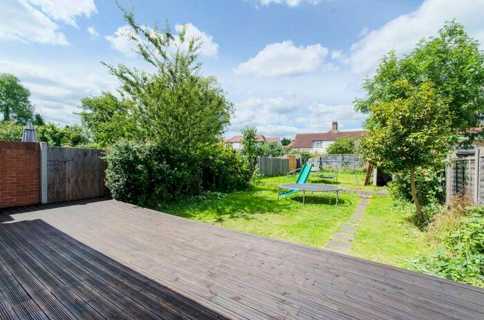 3 Bedroom Semi-Detached House To Rent In The Avenue, Pinner, HA5
