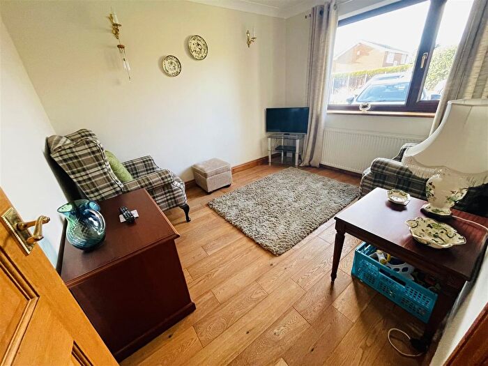 4 Bedroom Detached House For Sale In Stanford Court, Tippett Close, Nuneaton, CV11
