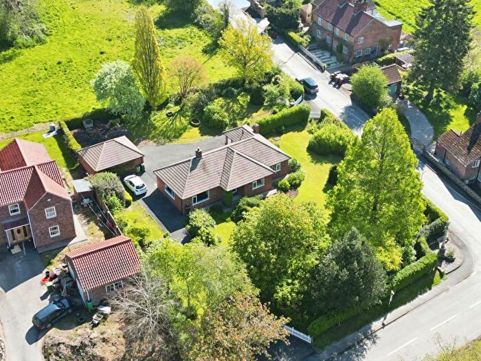 3 Bedroom Detached Bungalow For Sale In Main Street, Saxby-All-Saints, Brigg, Lincolnshire, DN20