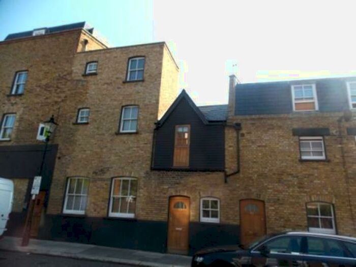2 Bedroom Apartment To Rent In Raphen Apartments, Medway Road, London, E3