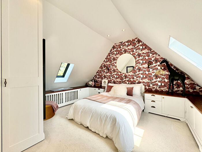 1 Bedroom Barn Conversion For Sale In The Courtyard, Liscombe Park, Soulbury, LU7