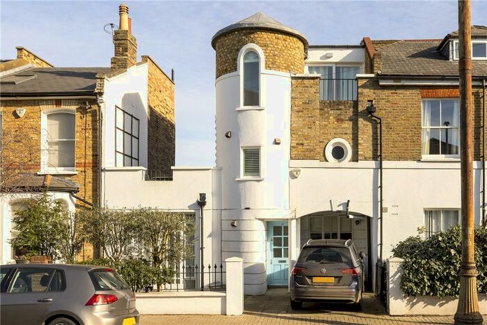 2 Bedroom Terraced House To Rent In Wiseton Road, London, SW17