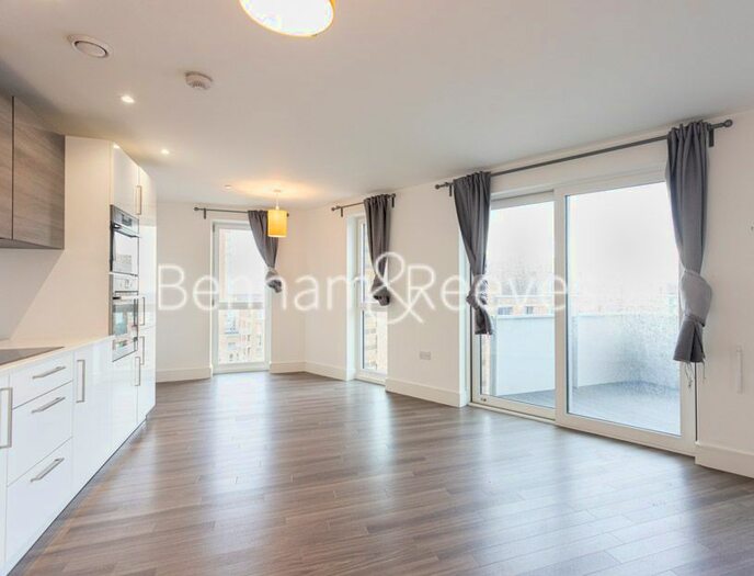 2 Bedroom Flat To Rent In Ivy Point, Hannaford Walk, E3