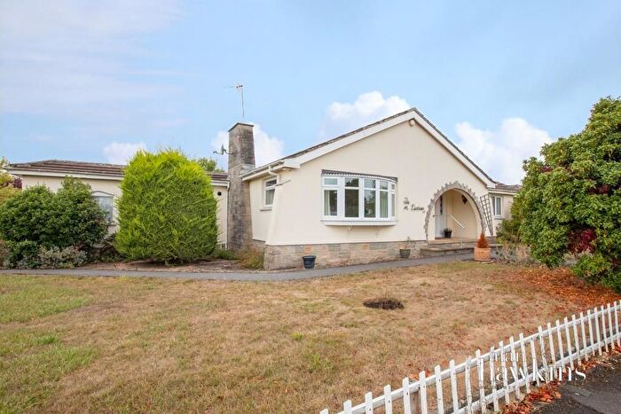 3 Bedroom Detached Bungalow For Sale In Chestnut Springs, Lydiard Millicent, Swindon, SN5